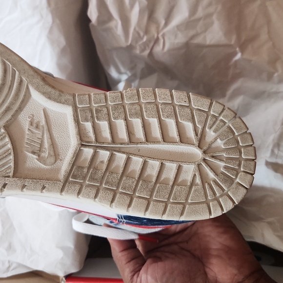 Nike dunk size 11 men's, 12 womens - Picture 2 of 7